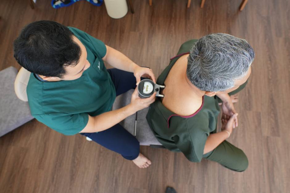 Chiropractor Mobility Therapy Space