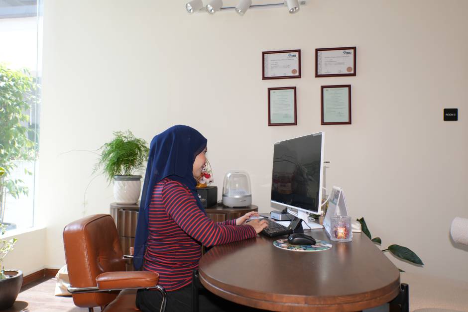 Professional Chiropractor Adjustment Room